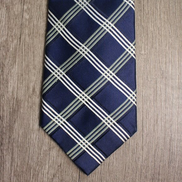 Izod 100% Silk Navy Green Tie‎ - Picture 1 of 6